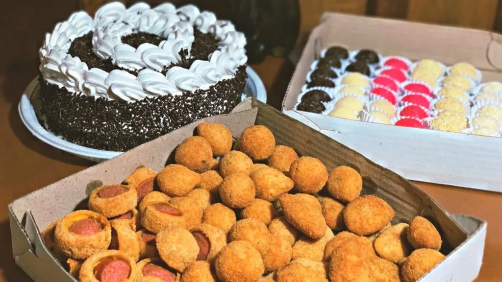 Encomenda de doces e salgados em Sabará