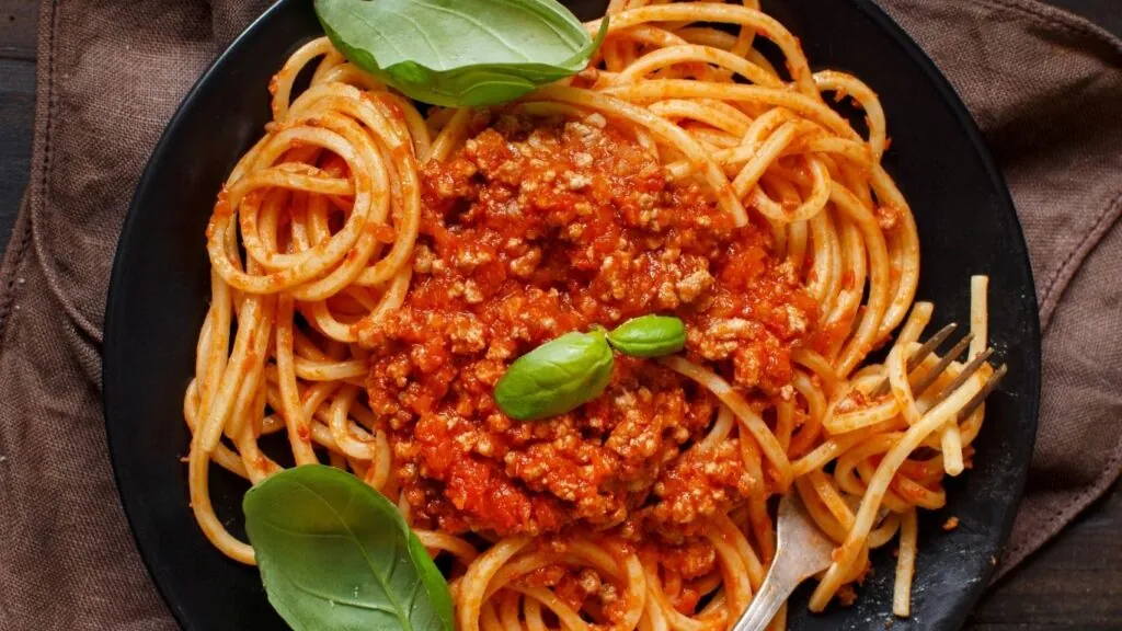 macarrão a bolonhesa