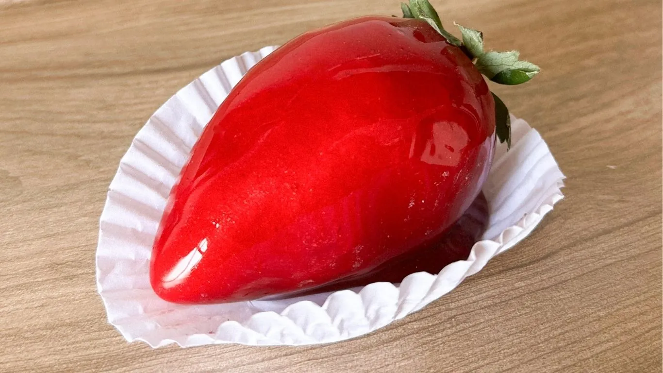 Receita de morango do amor: uma unidade do doce inteiro.